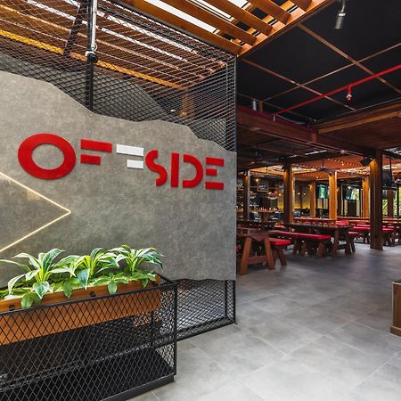 Ja Ocean View Hotel, Jumeirah Beach Dubai Exterior photo Offside Cafe