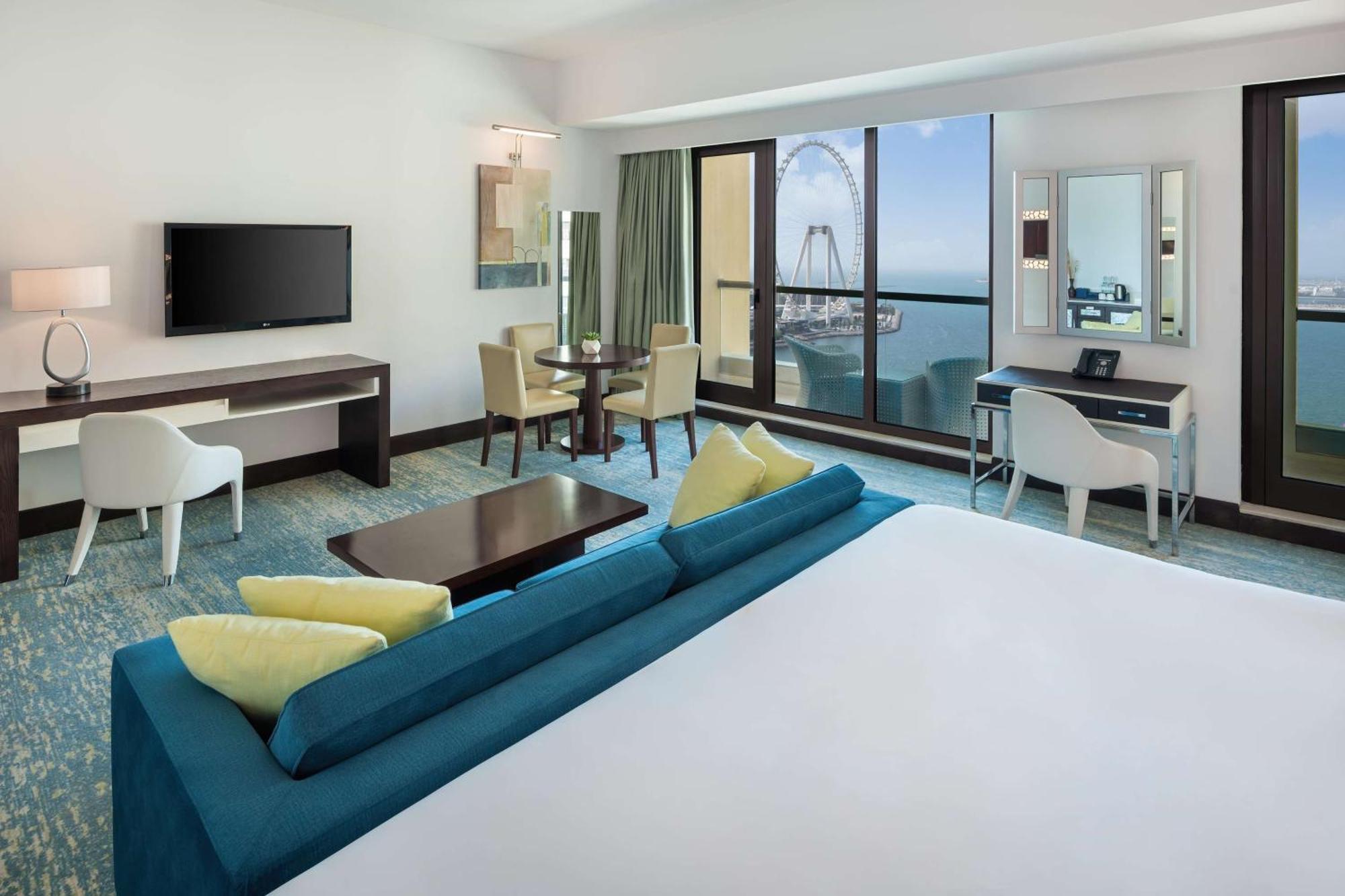 Ja Ocean View Hotel, Jumeirah Beach Dubai Exterior photo A suite at the Jumeirah Beach Hotel