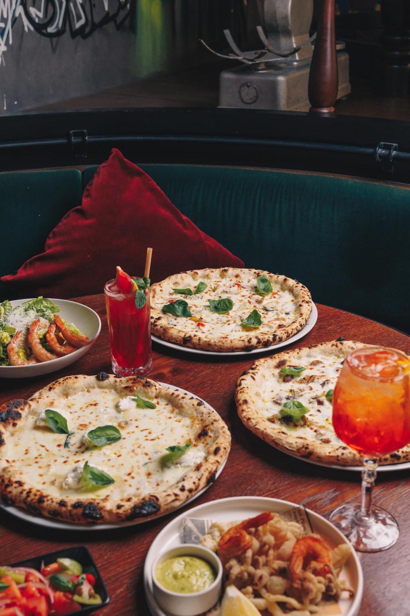 Ja Ocean View Hotel, Jumeirah Beach Dubai Exterior photo Pizzas at PizzaExpress